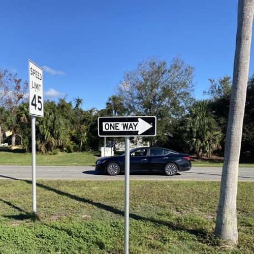 Traffic & Street Signs